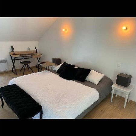 Maisonnette Au Coeur Du Vignoble D'โอต์วิลเลส์ ภายนอก รูปภาพ