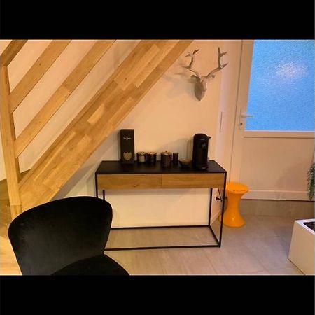 Maisonnette Au Coeur Du Vignoble D'โอต์วิลเลส์ ภายนอก รูปภาพ