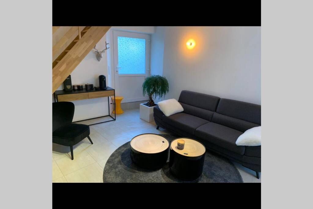 Maisonnette Au Coeur Du Vignoble D'โอต์วิลเลส์ ภายนอก รูปภาพ